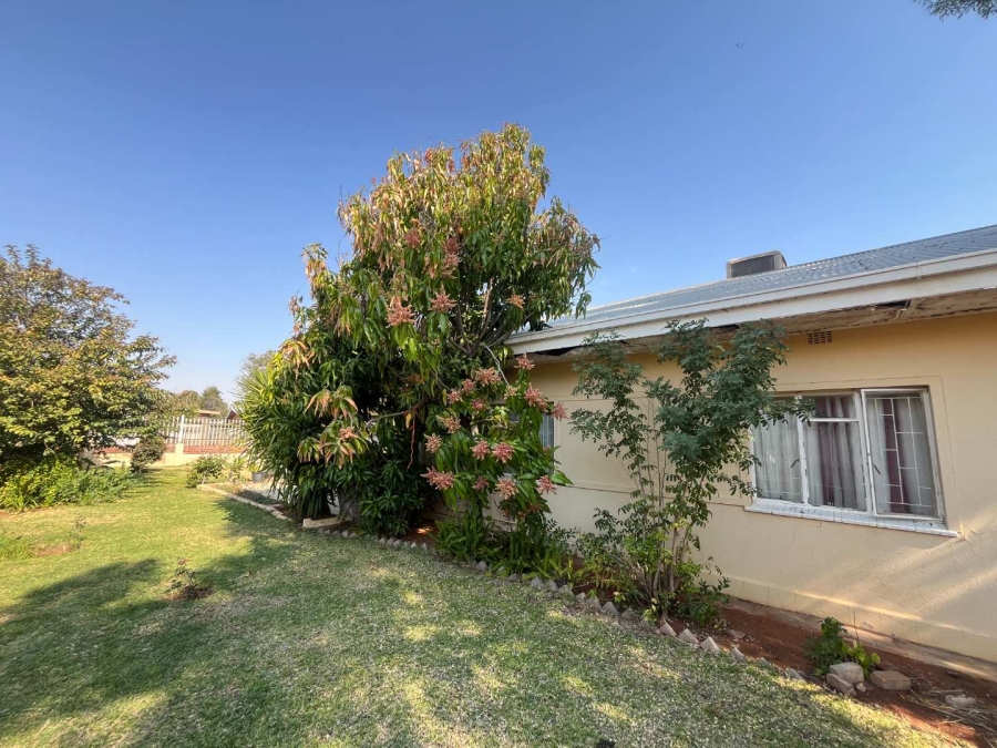 3 Bedroom Property for Sale in Die Rand Northern Cape